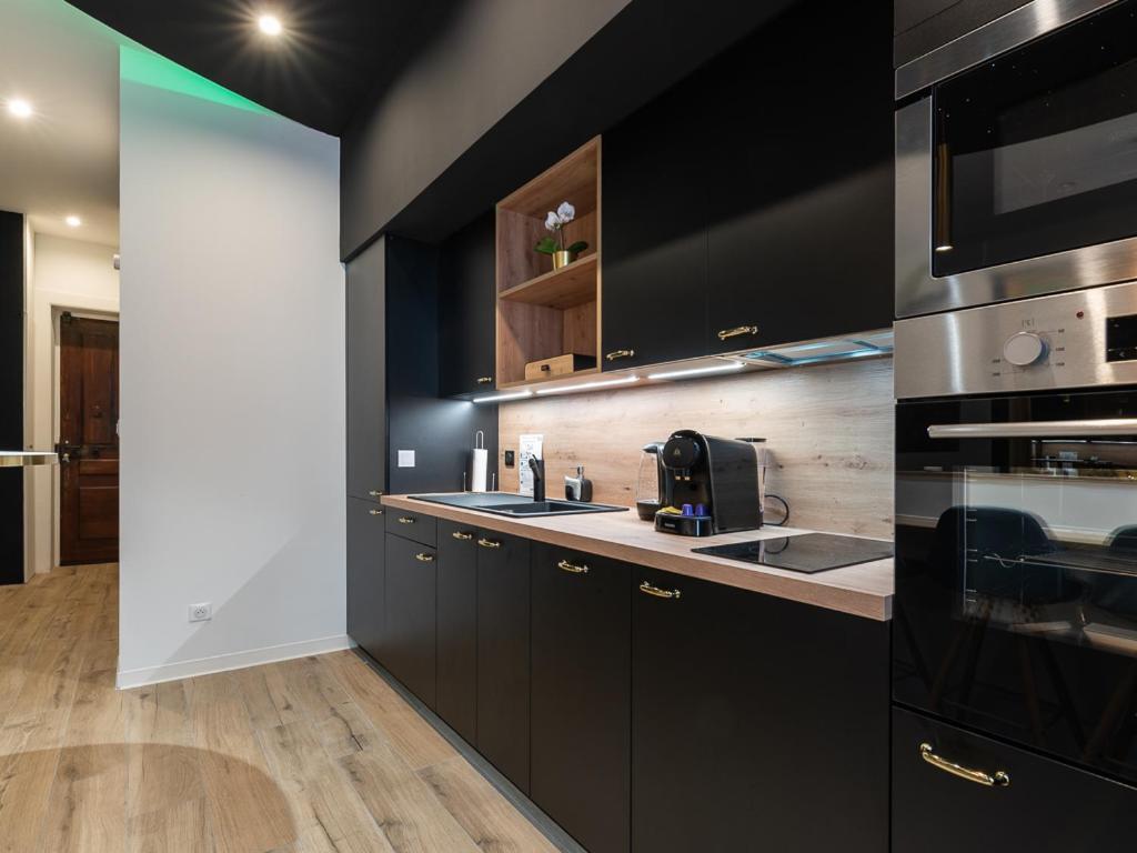 Appartement Chic Proche Bellecour Avec Parking Lyon Exterior photo